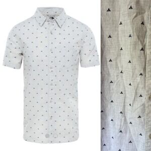 The North Face Baytrail Short Sleeve Button Up Grey Tent Pattern - XL